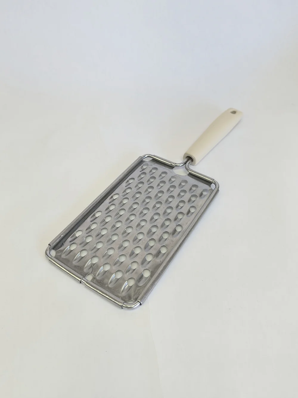 VINTAGE EKCO MCM Hand Stainless Grater  Cream Handle 11 in USA